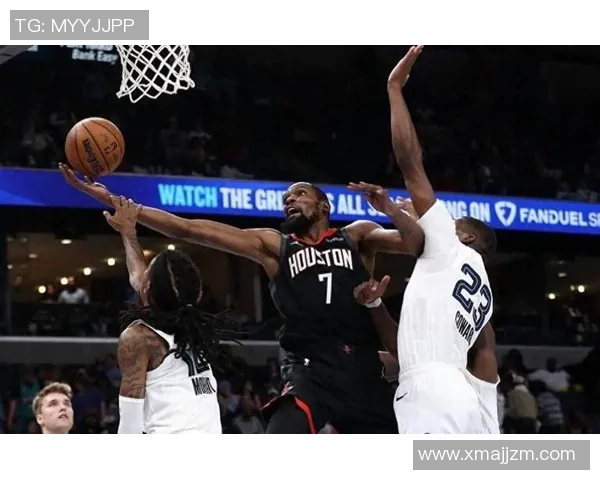 火箭教练暂停调整效率联盟第一，乌度卡带队99分飙至141分