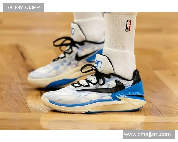 厉害不厉害！亚历山大强突格雷森·阿伦 侧身抛投打板2+1！