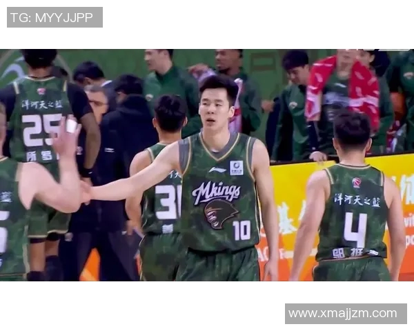 高效！郭昊文13中8贡献20分，祝铭震11中7也拿到20分